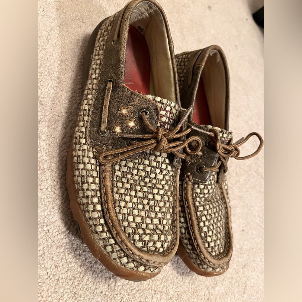 Womens twisted X driving Mocs size 7.5